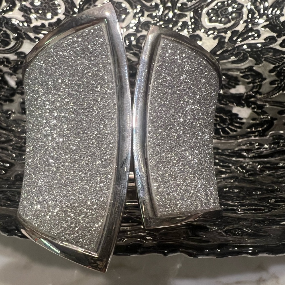 Beautiful Cuff Bracelet - Picture 12 of 12
